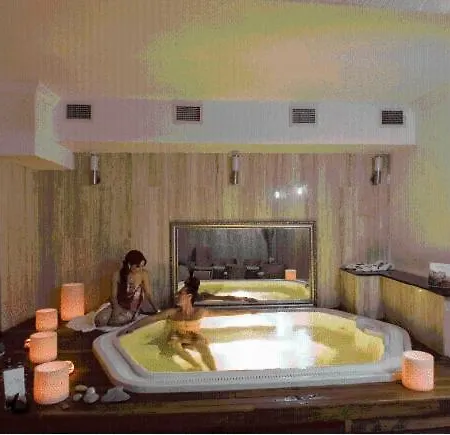 Park & 3* Izmir